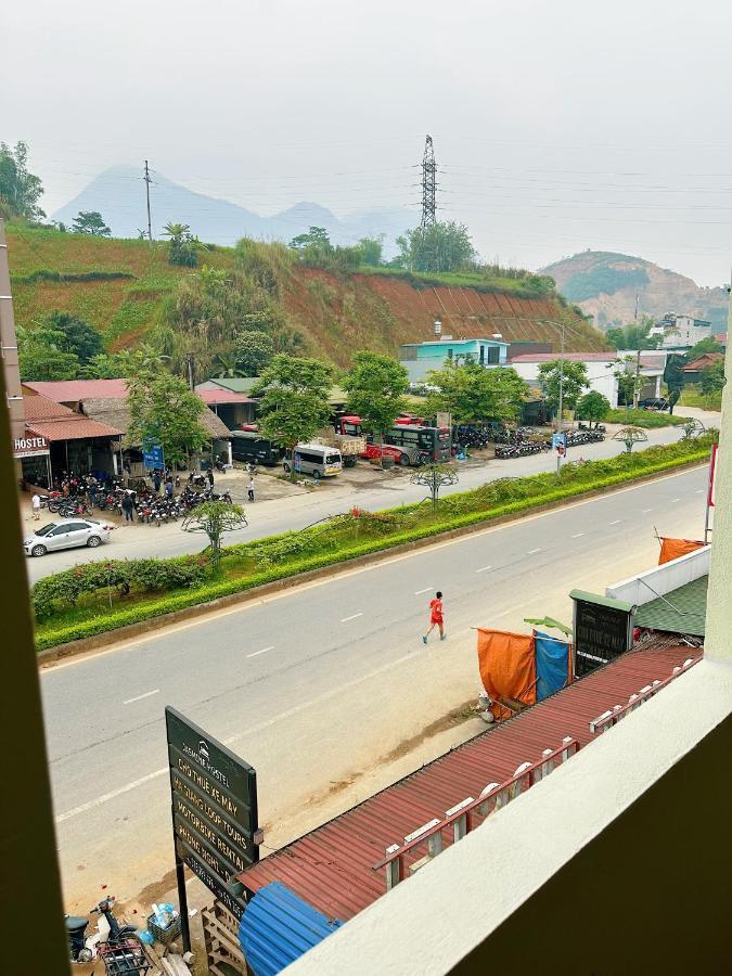 Delapong Guest House - Motorbike Tour Ha Giang Extérieur photo